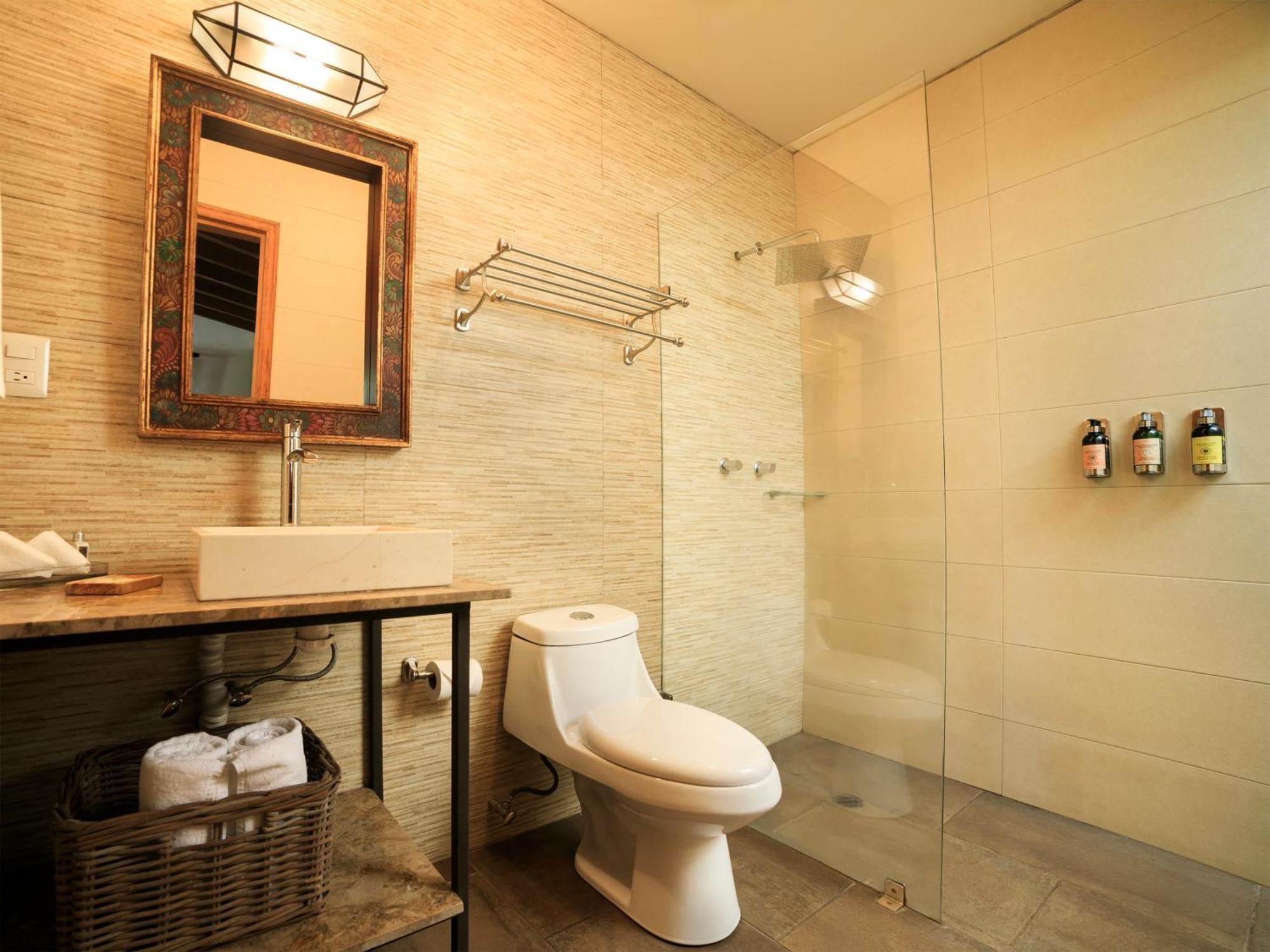 מלינלקו Hotel Amate Del Rio מראה חיצוני תמונה